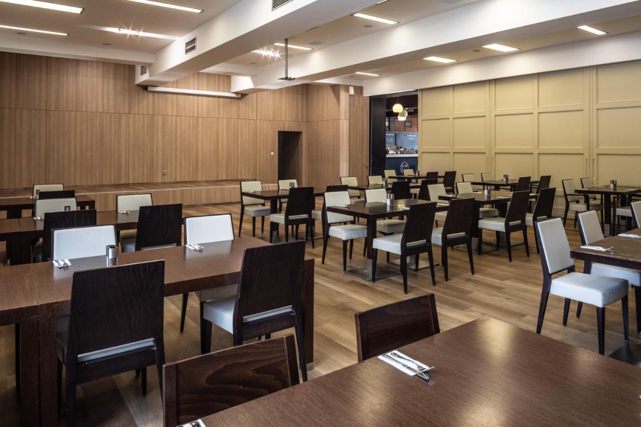 Orea Resort Devet Skal Vysocina Sněžné エクステリア 写真