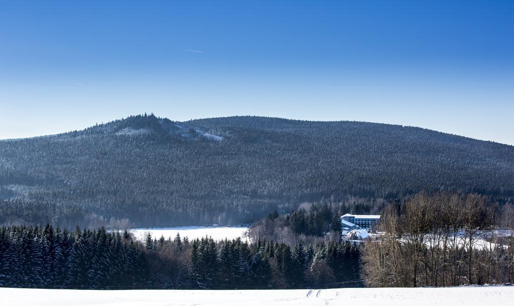 Orea Resort Devet Skal Vysocina Sněžné エクステリア 写真