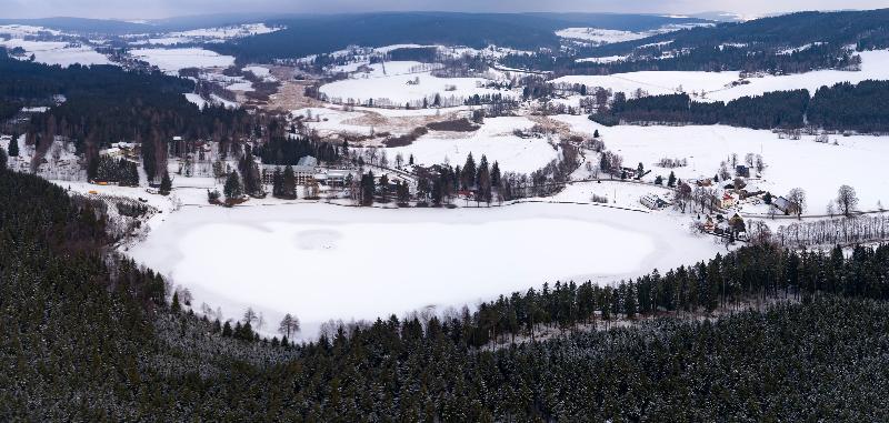 Orea Resort Devet Skal Vysocina Sněžné エクステリア 写真